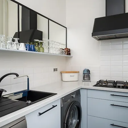 Apartment Plac Zbawiciela Stylish