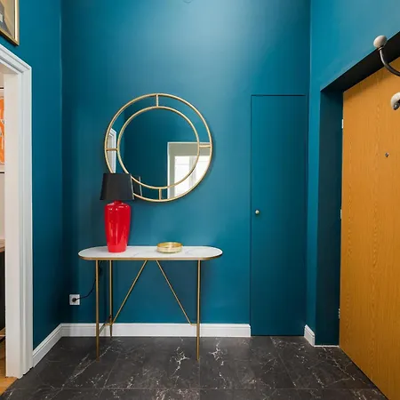 Plac Zbawiciela Stylish By Bookinghost ורשה